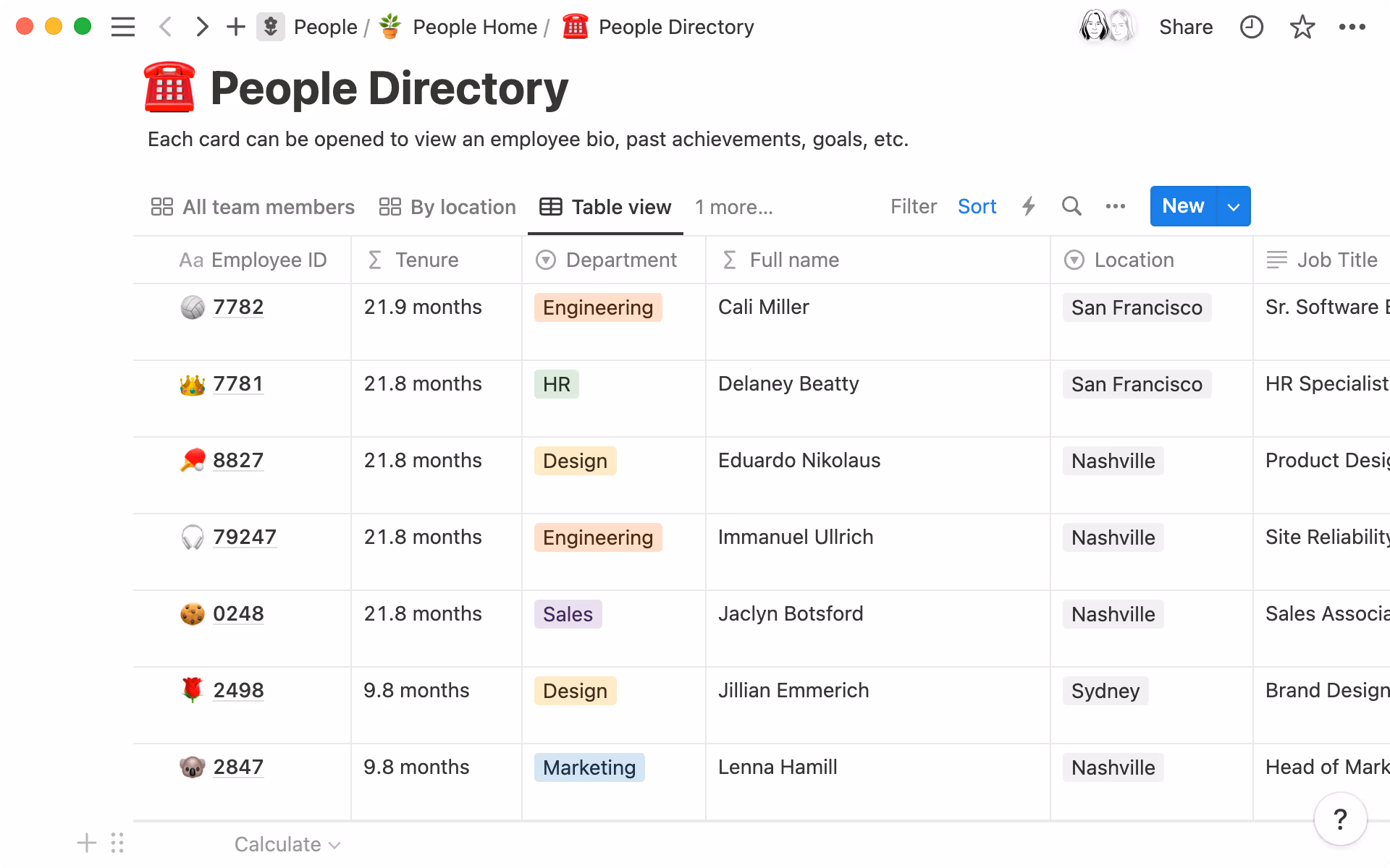 Utilisez des formules pour calculer l’ancienneté des employés ou extraire leur nom complet.